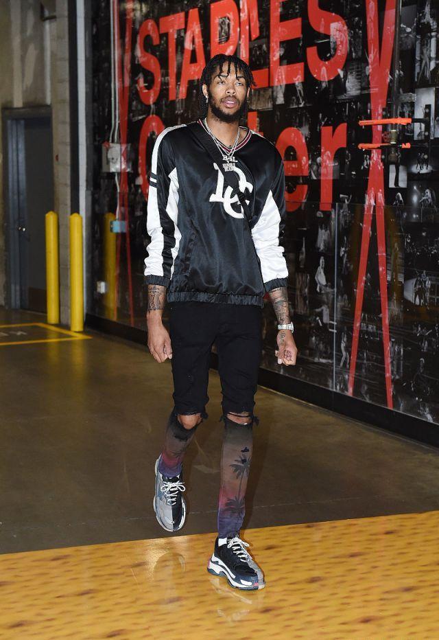 半场：塞维利亚0-0贝蒂斯，双方共一次射正（半场战报：塞维利亚与贝蒂斯互交白卷，双方合计仅1次射正）