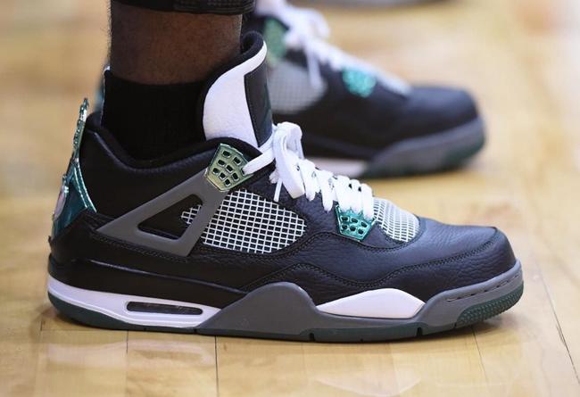 查理·哈迪（Charlie Hardy）等待5个月后终于签约曼联。（历经5个月等待，查理·哈迪正式加盟曼联）