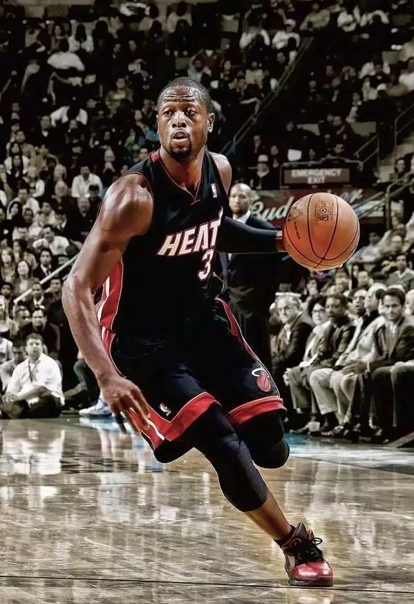 表现不俗！布伦森23中10砍下30分9助攻（布伦森发挥稳健：23投10中砍下30分9助攻）