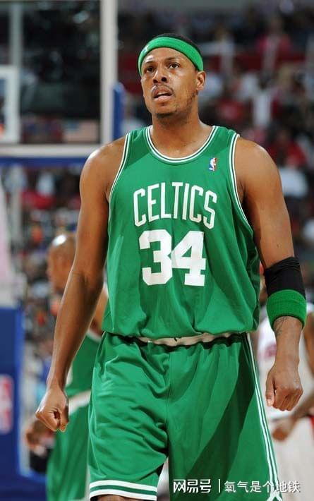 米纳拉：17岁被造谣成42岁，诽谤与谣言摧毁了我的职业生涯（米纳拉自述：17岁却被传成42岁，谣言与诽谤如何摧毁了我的职业生涯）